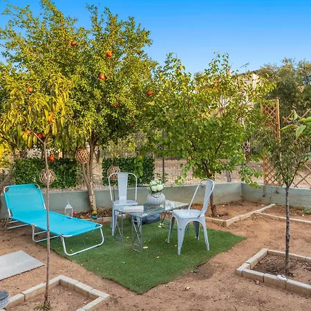 Casaparadiso Holiday home Perivolia (Theriso)